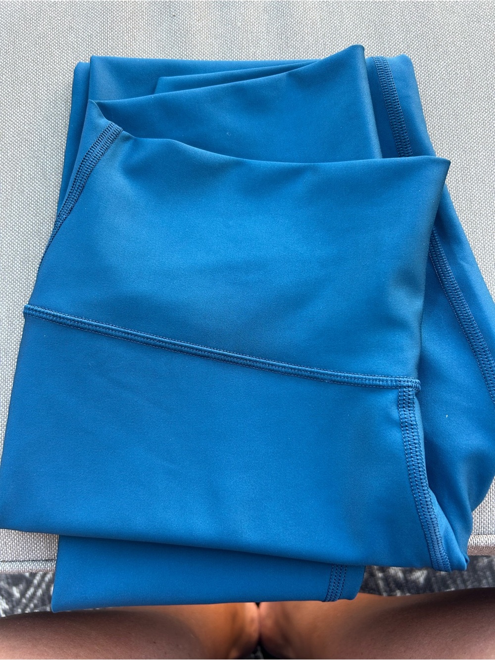 ALO Yoga Deep Blue High-Rise Leggings - Picture 5 of 5